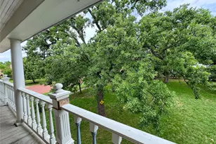 711 W 6th St, Cisco, TX 76437 - Photo 33