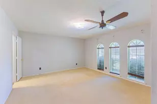 2418 Ingleside Dr, Grand Prairie, TX 75050 - Photo 3