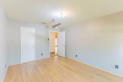 2418 Ingleside Drive, Grand Prairie, TX 75050 - Photo 23