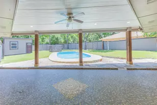 2418 Ingleside Dr, Grand Prairie, TX 75050 - Photo 29