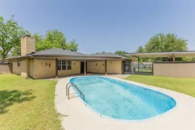 2418 Ingleside Drive, Grand Prairie, TX 75050 - Photo 31