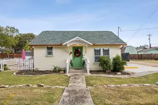 215 S Lambert St, Granbury, TX 76048 - Photo 1