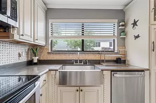 303 Hopewell St, Grand Prairie, TX 75052 - Photo 9