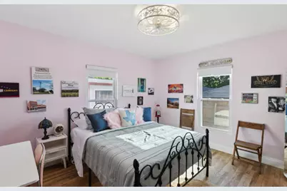 114 W Doyle Street, Granbury, TX 76048 - Photo 9