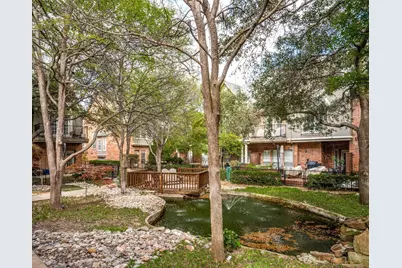 4160 Towne Green Circle, Addison, TX 75001 - Photo 23