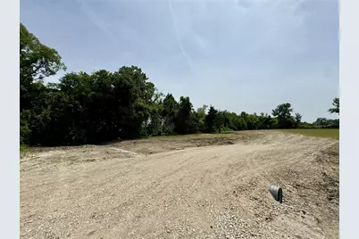 4213 Elkins Avenue, Lancaster, TX 75134 - Photo 3