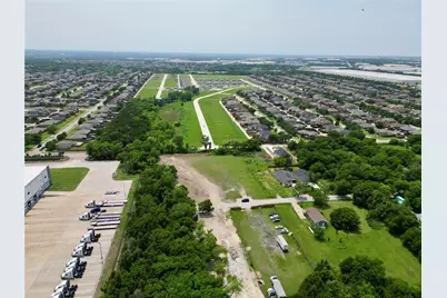 4213 Elkins Avenue, Lancaster, TX 75134 - Photo 11