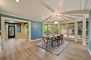 1111 Governors Dr, Corsicana, TX 75110 - Photo 9