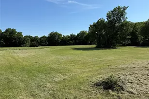 504 Central Ave, Newark, TX 76071 - Photo 1