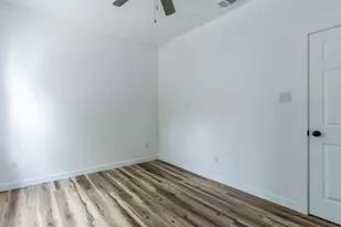 1014 Trinity St, Cleburne, TX 76031 - Photo 25