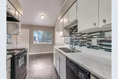 1122 Millview Drive #402, Arlington, TX 76012 - Photo 7