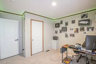 335 Overland Trail, Bridgeport, TX 76426 - Photo 33