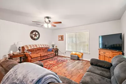 185 East Street, Buffalo Gap, TX 79508 - Photo 11