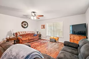 185 East St, Buffalo Gap, TX 79508 - Photo 11