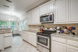 228 Lovers Path Dr, Springtown, TX 76082 - Photo 19