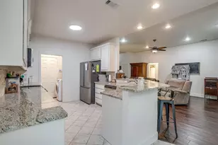 228 Lovers Path Dr, Springtown, TX 76082 - Photo 17