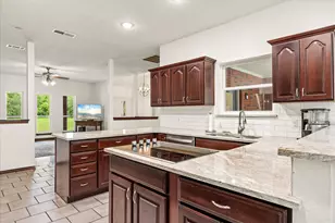 107 Pleasant Valley Ln, Weatherford, TX 76087 - Photo 33