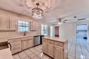 1881 Woodbridge Dr, Sulphur Springs, TX 75482 - Photo 7