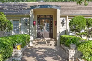 2409 Southbrook Ct, Arlington, TX 76006 - Photo 3