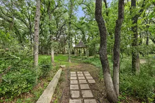 2409 Southbrook Ct, Arlington, TX 76006 - Photo 39