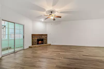 1010 Allen Street #213, Dallas, TX 75204 - Photo 5