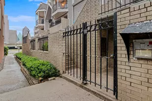 1010 Allen St, Dallas, TX 75204 - Photo 3