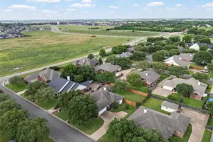 1405 Fossil Ridge, Waco, TX 76712 - Photo 35