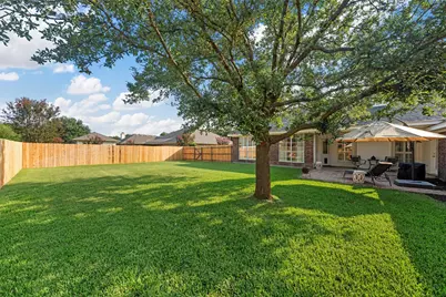 1405 Fossil Ridge, Waco, TX 76712 - Photo 33