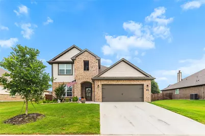 804 Feather Edge Drive, Springtown, TX 76082 - Photo 1