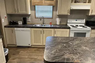 204 N Marion St, Richland Springs, TX 76871 - Photo 13