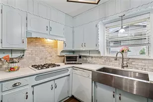 1314 Mildred Ln, Benbrook, TX 76126 - Photo 11