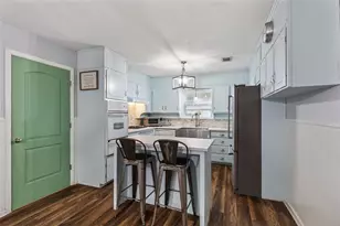 1314 Mildred Ln, Benbrook, TX 76126 - Photo 5