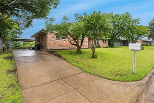 1314 Mildred Ln, Benbrook, TX 76126 - Photo 33