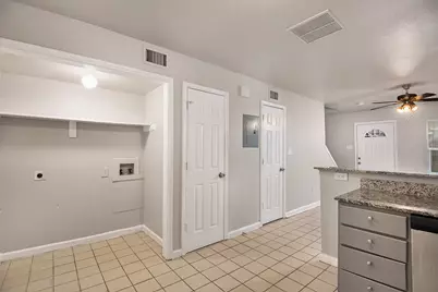 4940 Flamingo Road, Fort Worth, TX 76119 - Photo 13