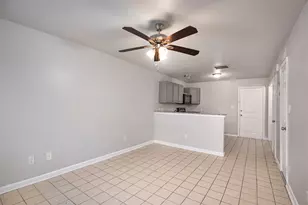 4940 Flamingo Rd, Fort Worth, TX 76119 - Photo 7