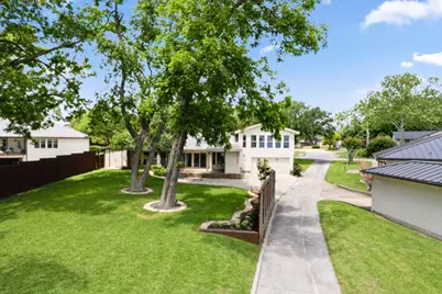 404 Point Royal Drive, Rowlett, TX 75087 - Photo 3