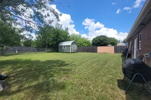 5605 Santa Fe Trail, Haltom City, TX 76148 - Photo 3