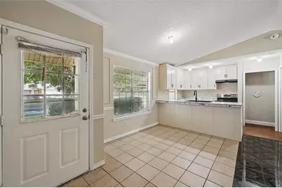 5605 Santa Fe Trail, Haltom City, TX 76148 - Photo 7