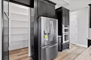 9008 Parkview Cir, Tolar, TX 76476 - Photo 17