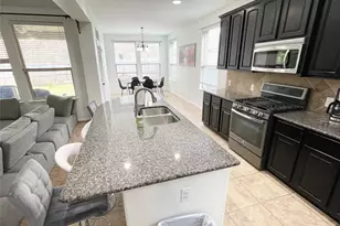 601 Hummingbird Dr, Little Elm, TX 75068 - Photo 7