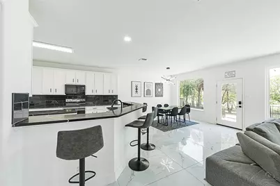 3805 Overlook Court, The Colony, TX 75056 - Photo 17