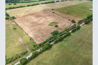 8486 County Road 1019, Wolfe City, TX 75496 - Photo 9