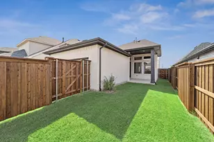 1913 Wynne Dr, Van Alstyne, TX 75495 - Photo 3