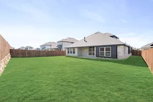 327 Atlas Cedar Dr, Glenn Heights, TX 75154 - Photo 37