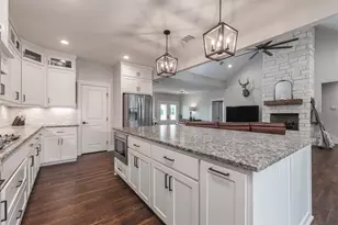 5808 Co Rd 4120, Campbell, TX 75422 - Photo 19