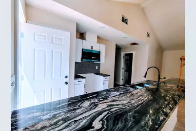 708 N 1st, Gladewater, TX 75647 - Photo 9