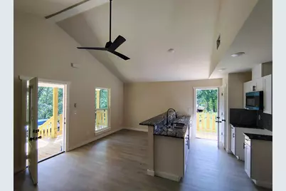 708 N 1st, Gladewater, TX 75647 - Photo 5