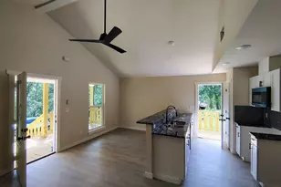 708 N 1st, Gladewater, TX 75647 - Photo 5