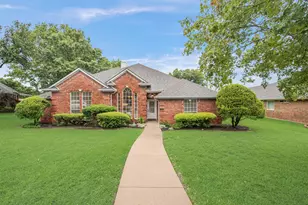 907 Sunpoint Cir, Rockwall, TX 75087 - Photo 3