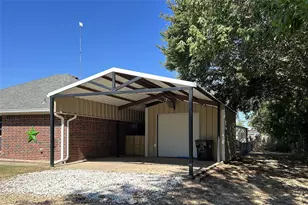 1974 County Rd 33900, Powderly, TX 75473 - Photo 31